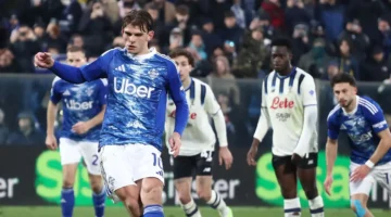 دموع نيكو باز.. لعنة ركلات الجزاء تلاحق نجم ريال مدريد في مباراة كومو ونظيره أتالانتا